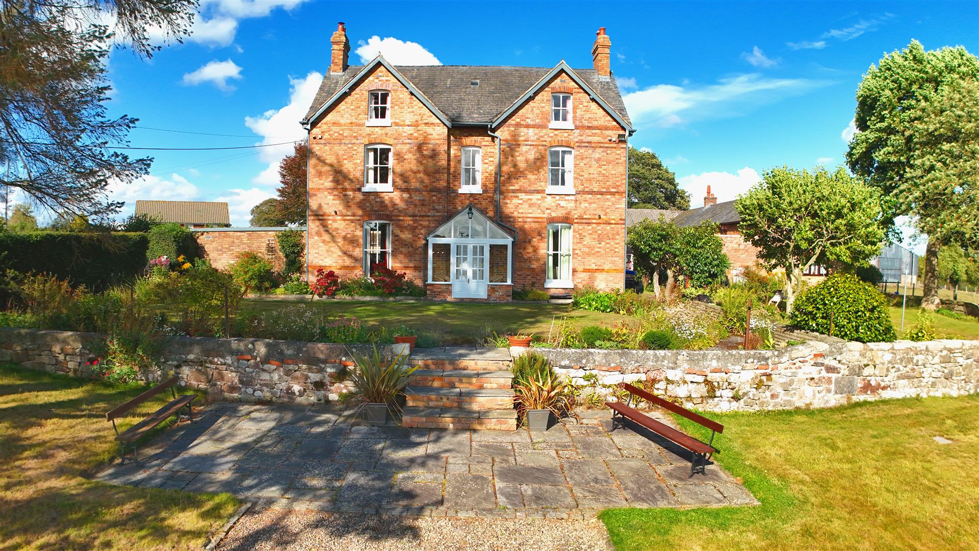 Bryn Y Mapsis Nant Lane, Oswestry, SY10 9AL For Sale Bryn Y Mapsis Nant Lane, Oswestry, SY10 9AL For Sale